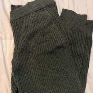 No Boundaries greenish sweater like leggins